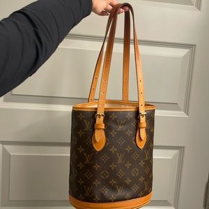 Louis Vuitton Monogram Bucket PM